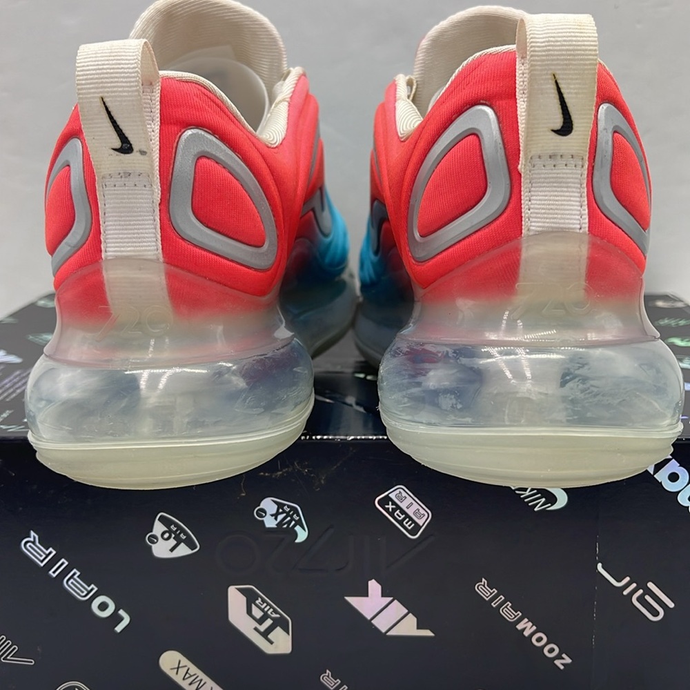 Nike WMNS Air Max 720 Blue and Pink Sneakers Air Max 720 'Pink Sea' - Picture 13 of 16